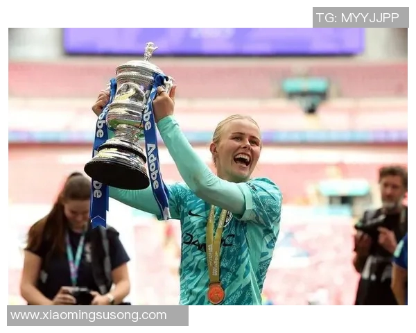 斜眼足球明星的真实身份揭秘及其精彩瞬间图片分享