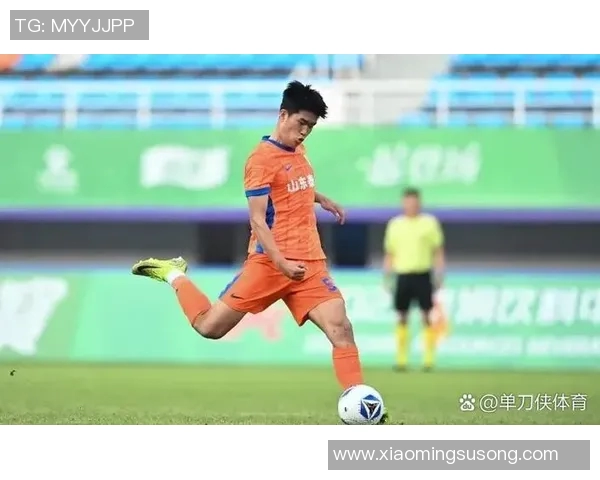 武汉迎来足球巨星加盟引发球迷热烈期待与关注 武汉迎来足球巨星加盟引发球迷热烈期待与关注