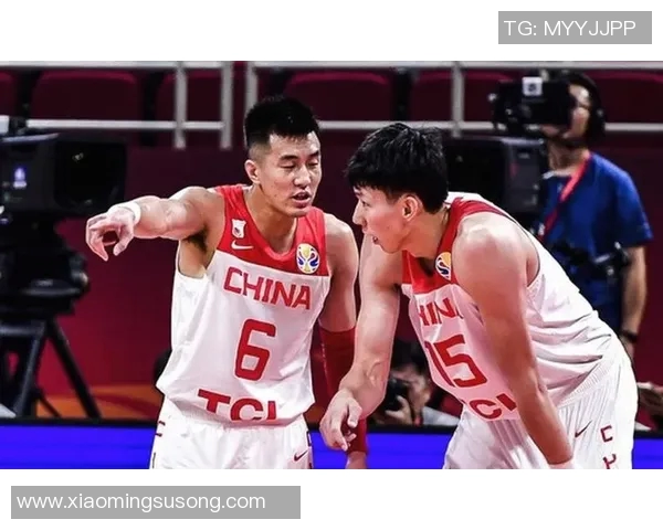 篮球场上的魅力瞬间最有趣的明星形象尽在这里分享