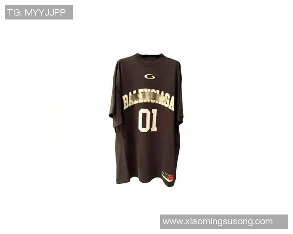 篮球明星潮头引领时尚风潮展现运动与生活的完美结合